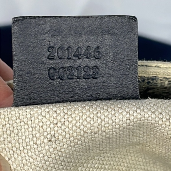 Gucci Monogram GG Supreme Flat Messenger Shoulder Crossbody Bag Navy Blue Beige - Picture 15 of 17